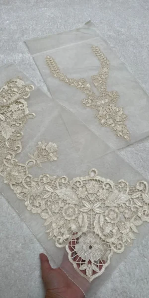 Offwhite Laser Work Set(Neckline, Hemline)
