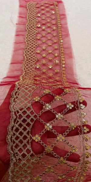 28 Inches Border