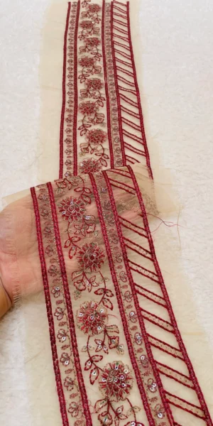 30 Inches Border