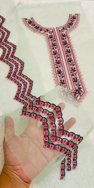 Sapphire Set (Neckline & Border)